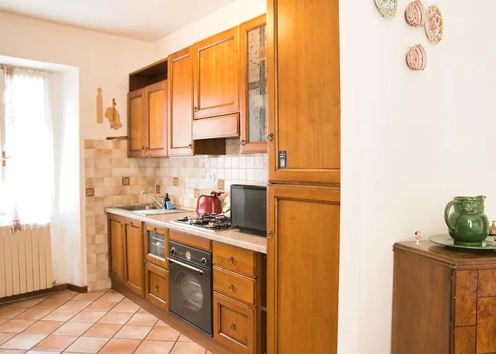 Pini Balbiani דירה *