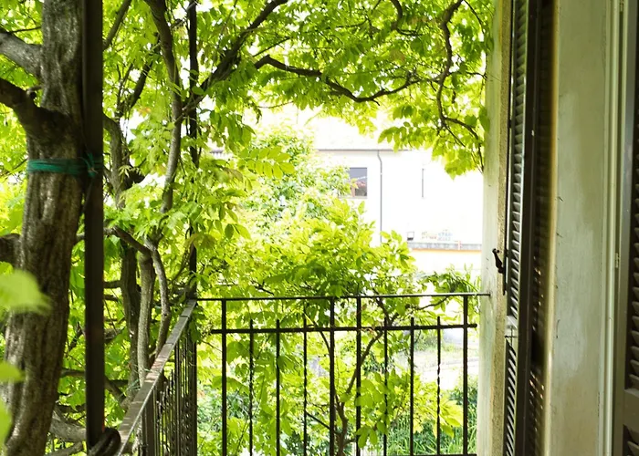 Pini Balbiani דירה ליירנה