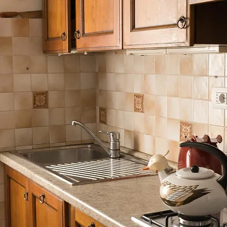 Pini Balbiani * Lierna